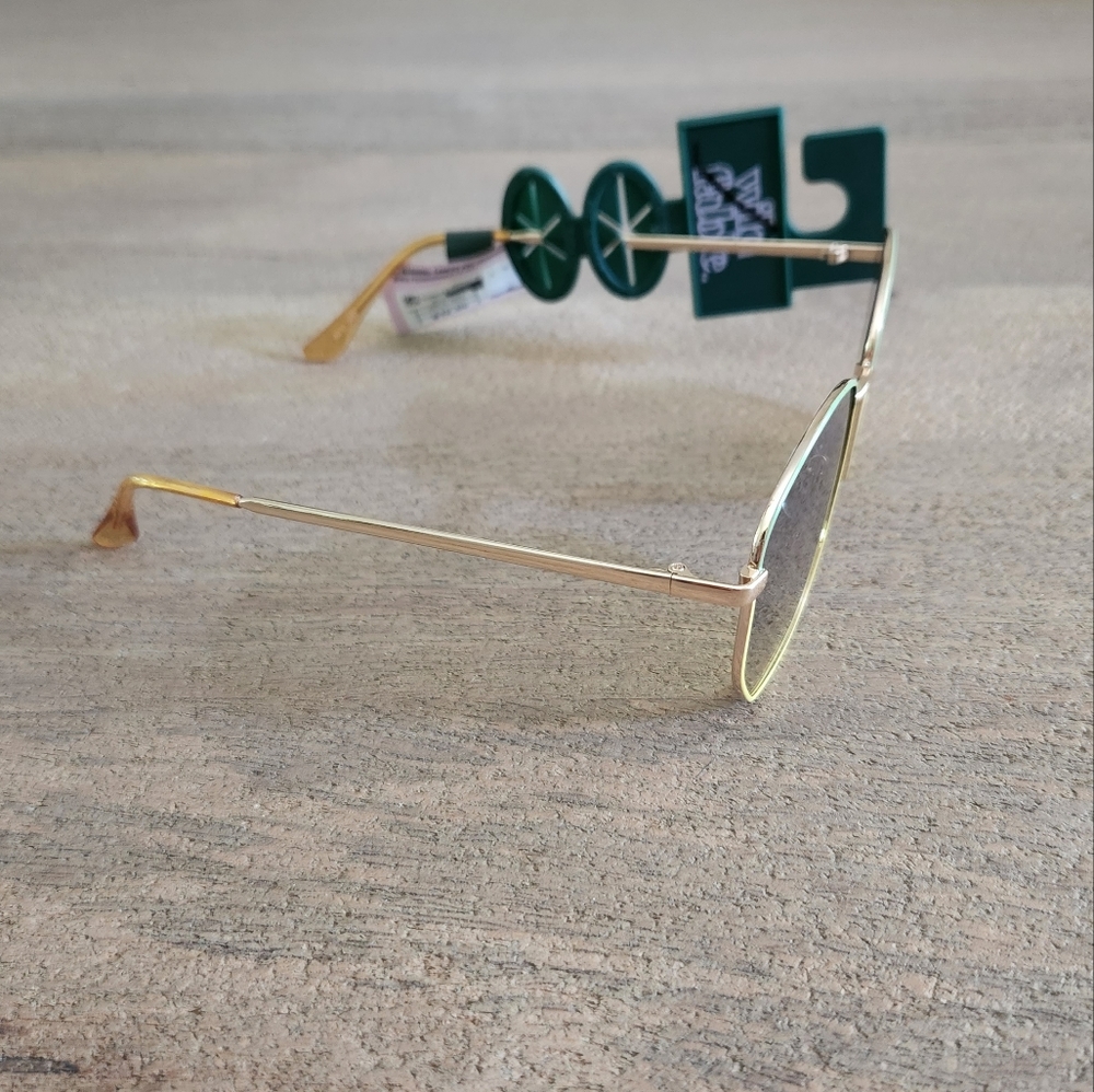 Sun Glasses - Picture 2 of 4